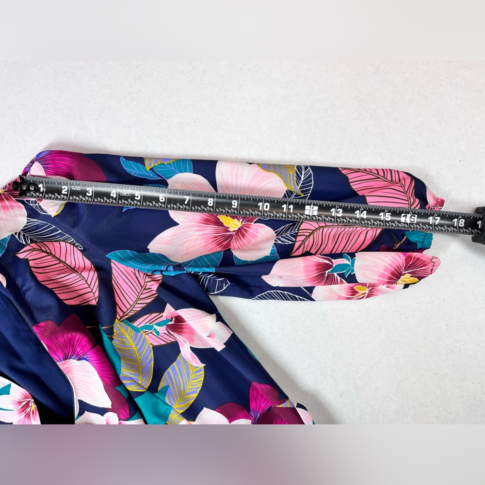 Eliza J Faux Wrap Floral Midi Dress. Size 8P. - Picture 11 of 13